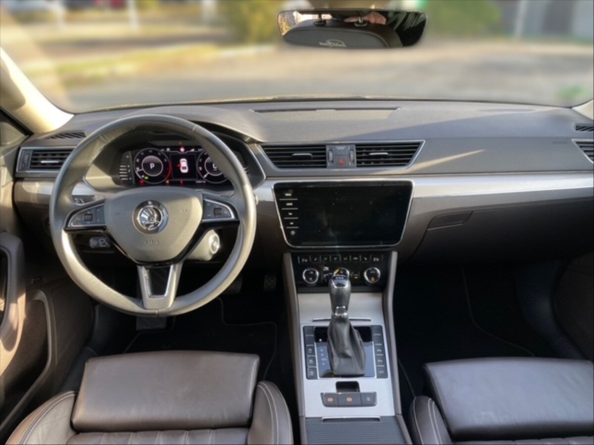 Škoda Superb