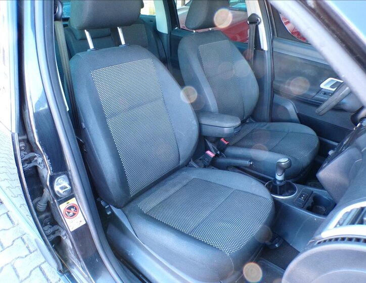 Škoda Roomster Kombi 1,4 l 63 kw