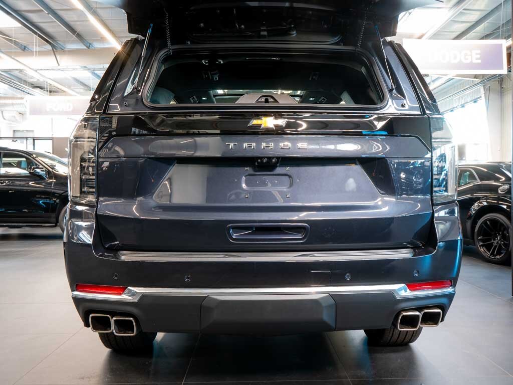 Chevrolet Tahoe SUV 6,2 l 313 kw