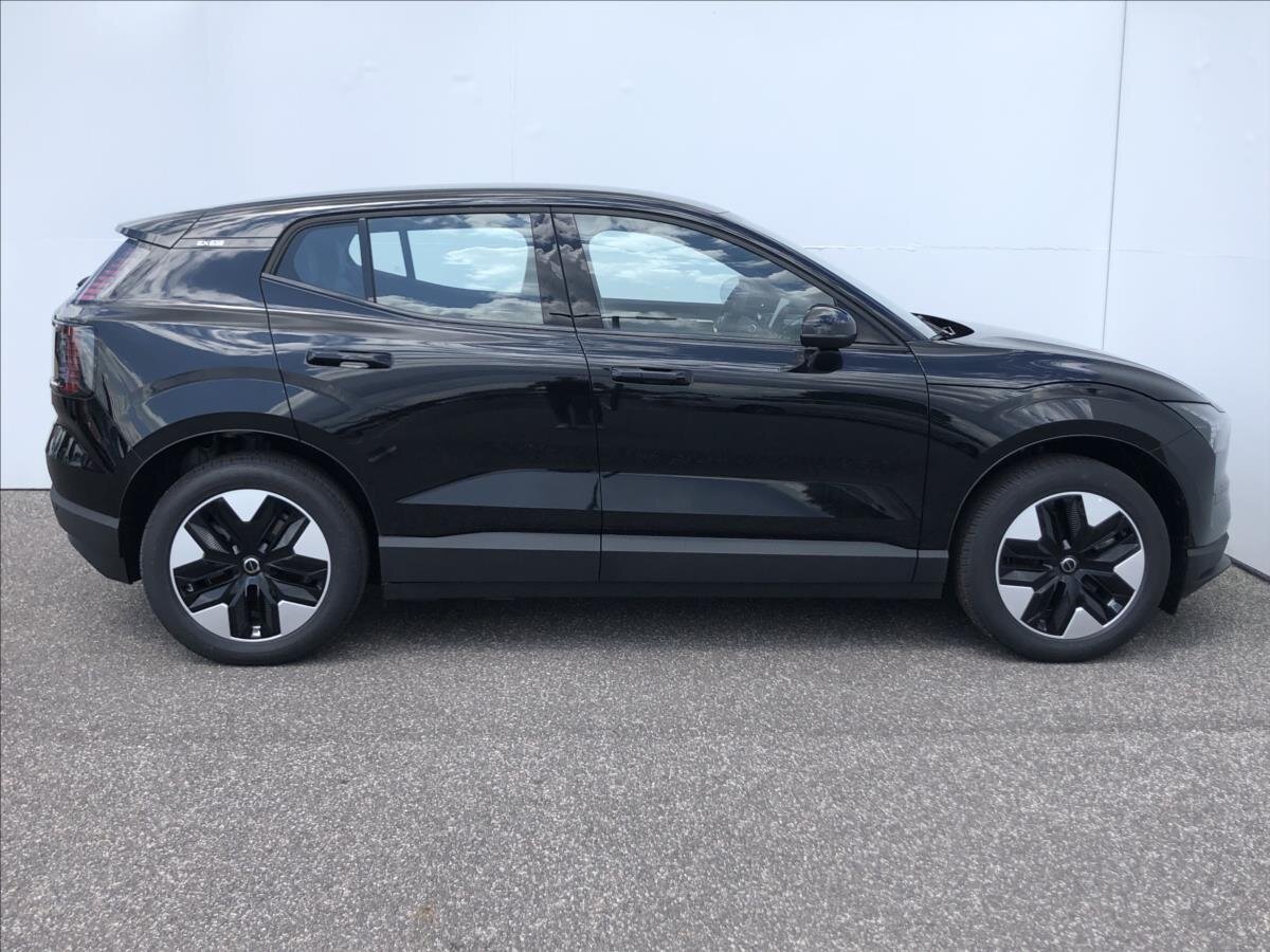 Volvo EX30 SUV 0,0 200 kw