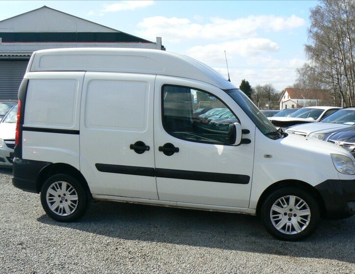 Fiat Dobló cargo Ostatní 1,9 l 74 kw