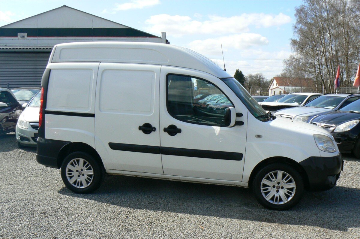 Fiat Dobló cargo Ostatní 1,9 l 74 kw