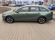 KIA Ceed 4