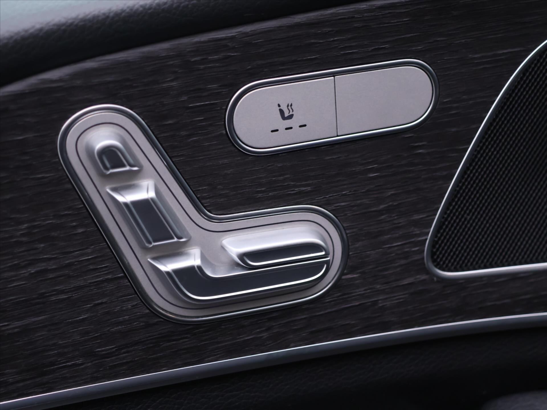 Mercedes-Benz GLE SUV / Terénní 2,0 l 200 kw