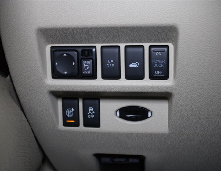 Infiniti QX70 SUV / Terénní 3,0 l 175 kw