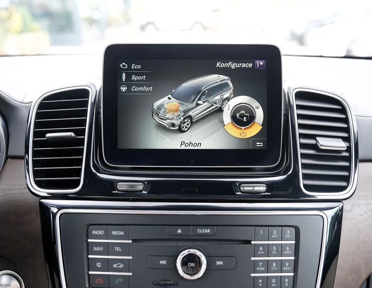 Mercedes-Benz GLS 52