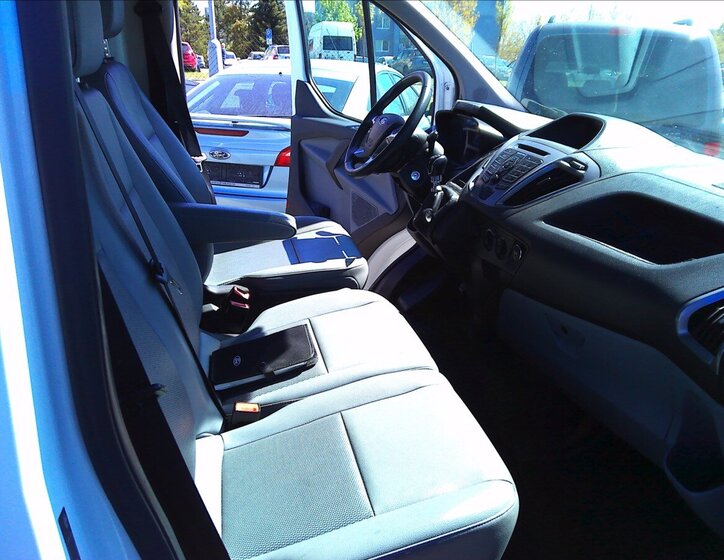 Ford Transit MPV 2,2 l 74 kw