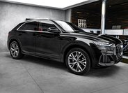 Audi Q8 SUV / Terénní 3,0 l 210 kw
