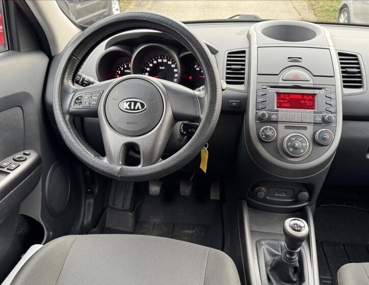 KIA Soul Hatchback 1,6 l 94 kw