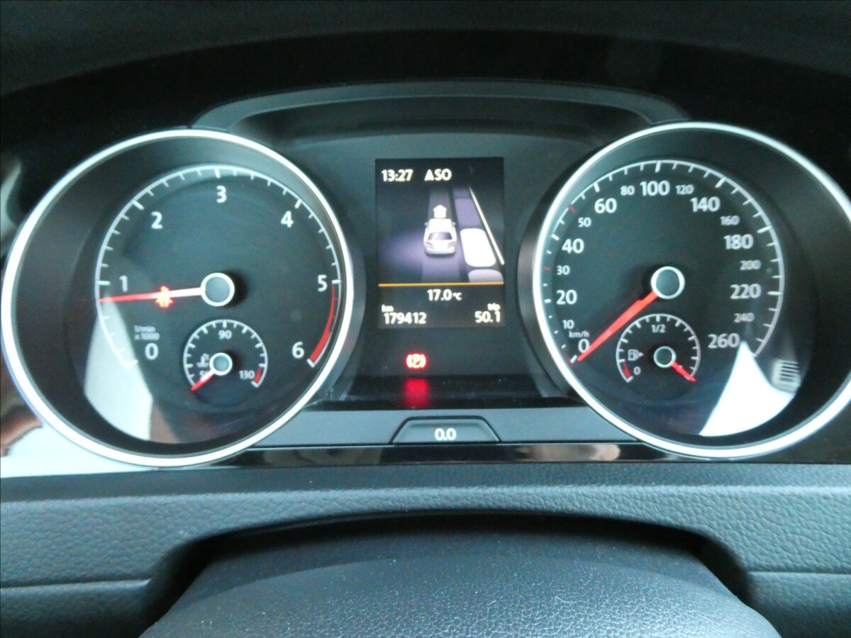 Volkswagen Golf Kombi 1,6 l 81 kw