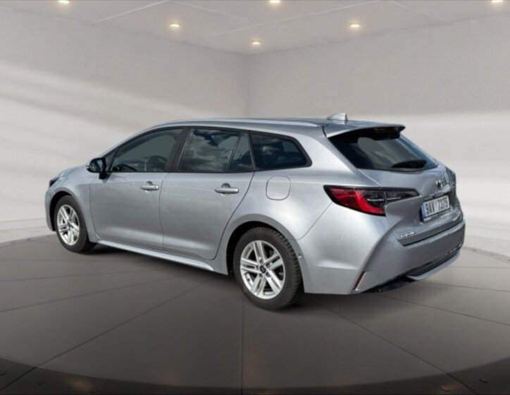 Toyota Corolla Kombi 2,0 l 112 kw