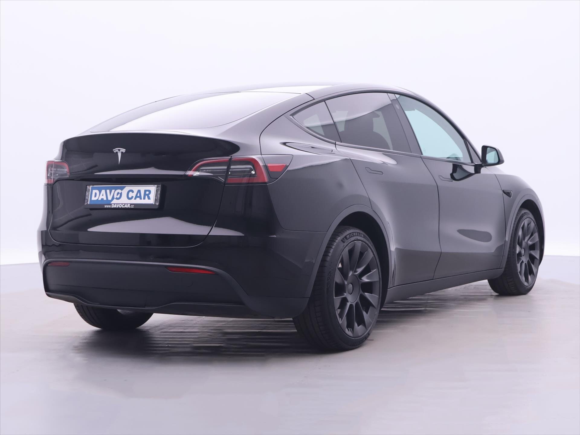 Tesla Model Y SUV / Terénní 0,0 75 kw