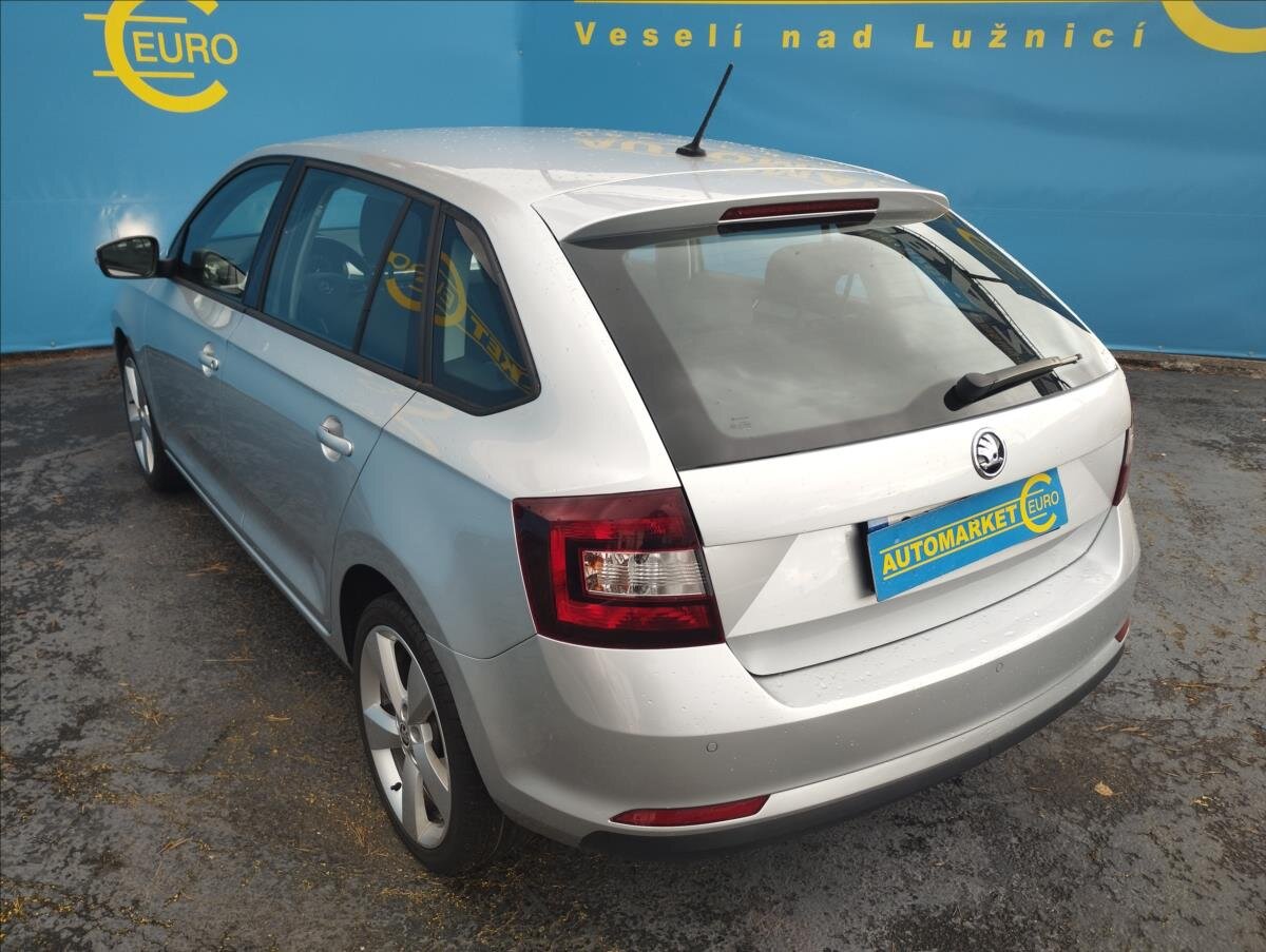 Škoda Rapid