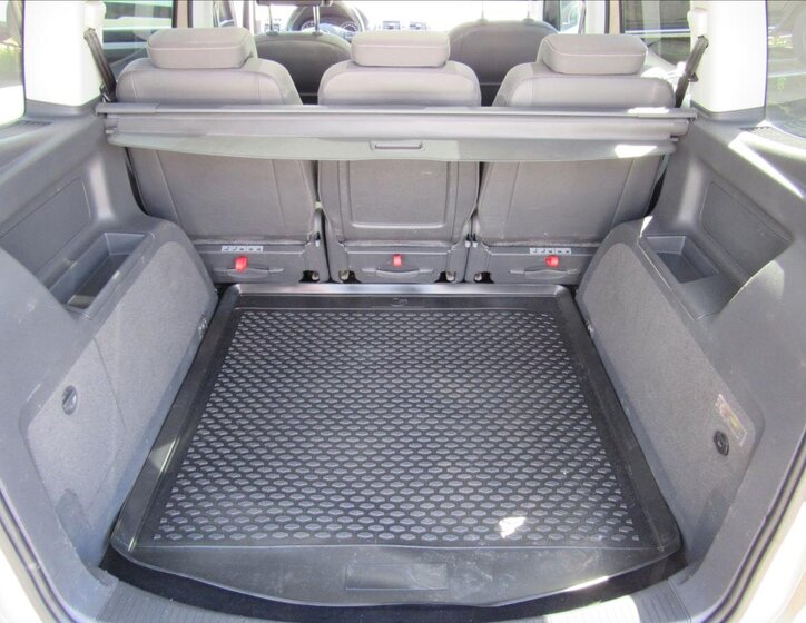 Volkswagen Touran Kombi 1,4 l 103 kw