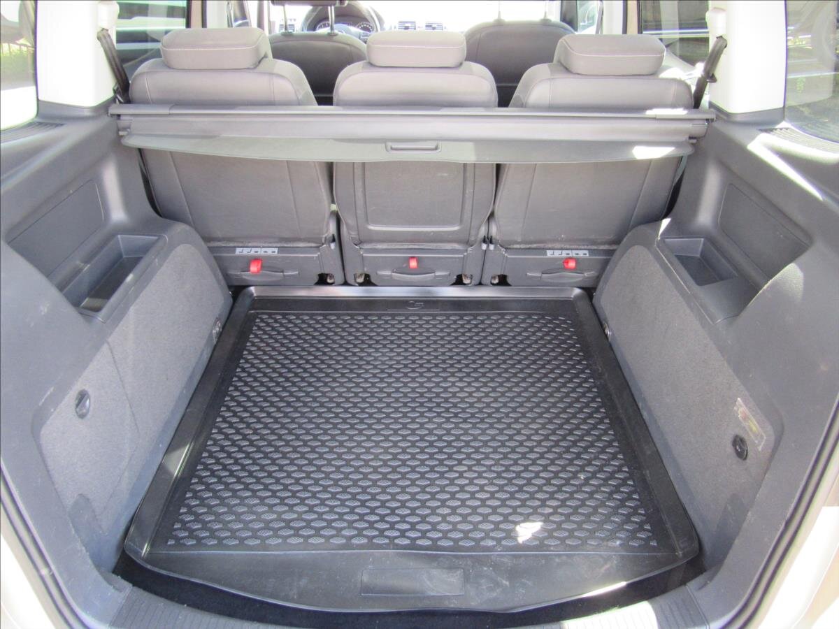 Volkswagen Touran Kombi 1,4 l 103 kw