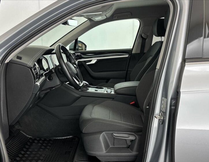 Volkswagen Touareg SUV / Terénní 3,0 l 170 kw