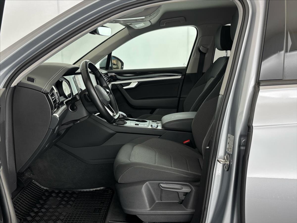 Volkswagen Touareg SUV / Terénní 3,0 l 170 kw