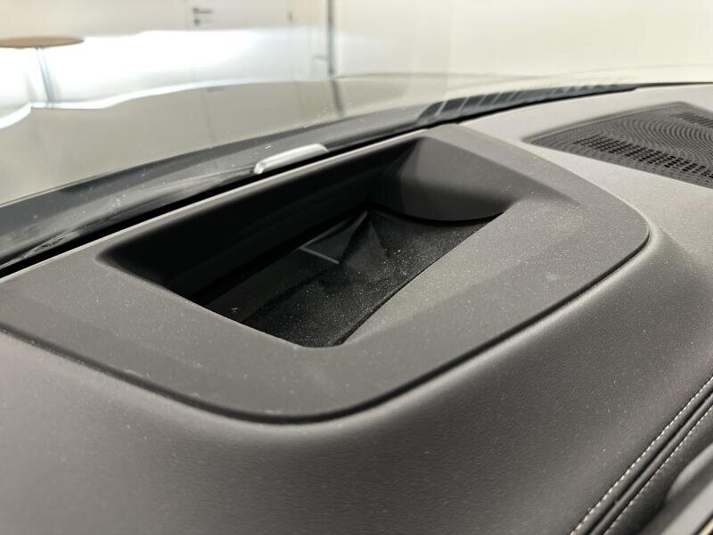 BMW X6 SUV / Terénní 3,0 l 210 kw