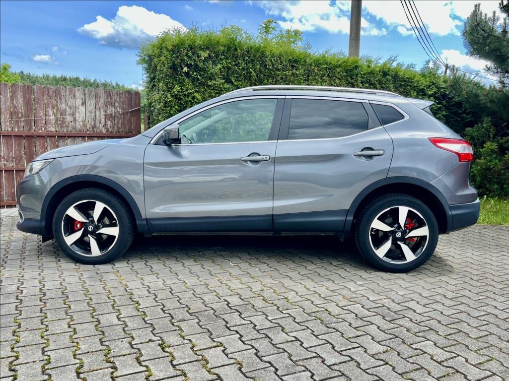 Nissan Qashqai SUV / Terénní 1,6 l 96 kw