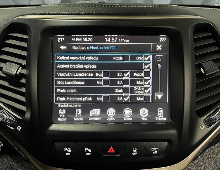 Jeep Cherokee SUV / Terénní 2,0 l 125 kw