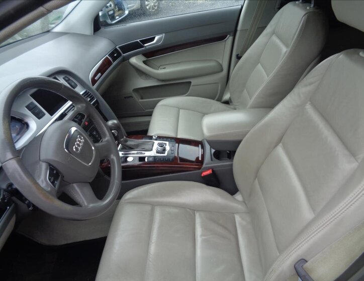 Audi A6 Kombi 3,0 l 176 kw