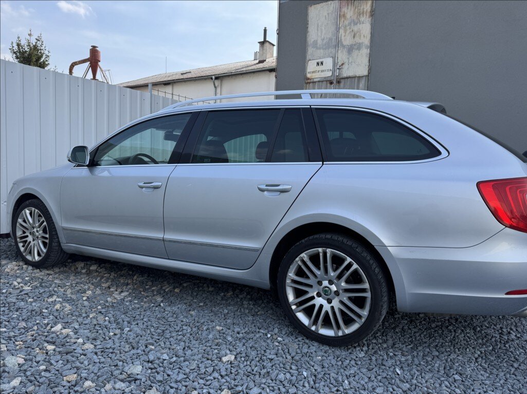 Škoda Superb Kombi 2,0 l 125 kw