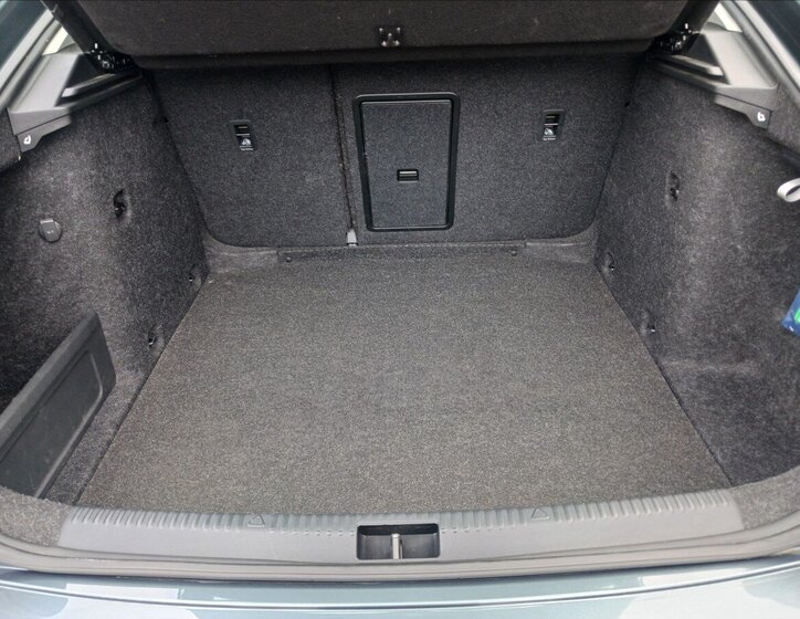 Škoda Octavia Sedan / Limuzína 1,6 l 85 kw