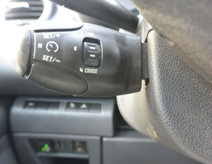 Peugeot 5008 MPV 1,6 l 88 kw