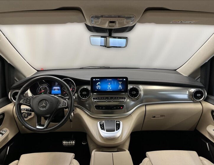 Mercedes-Benz Třídy V MPV 2,0 l 174 kw