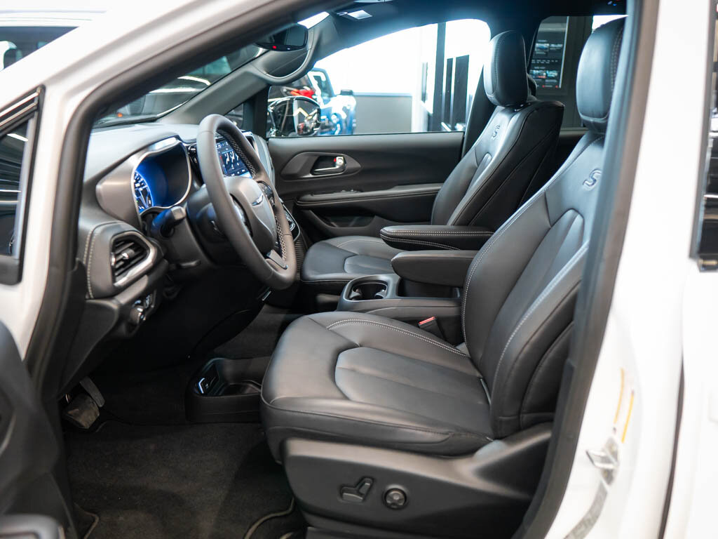 Chrysler Pacifica MPV 3,6 l 221 kw