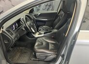 Volvo XC60 SUV / Terénní 2,0 l 120 kw