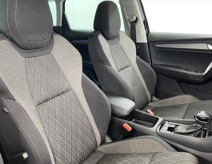 Škoda Karoq SUV 2,0 l 110 kw