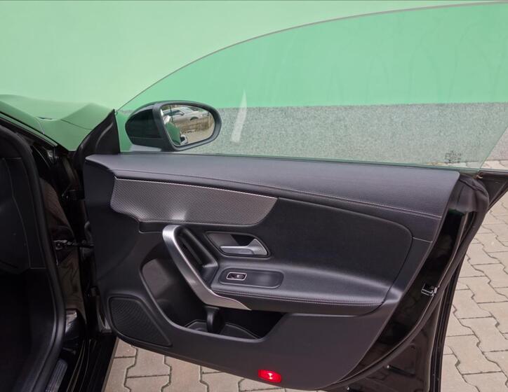 Mercedes-Benz CLA 38