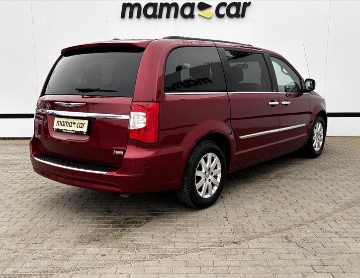 Chrysler Town & Country MPV 3,6 l 211 kw
