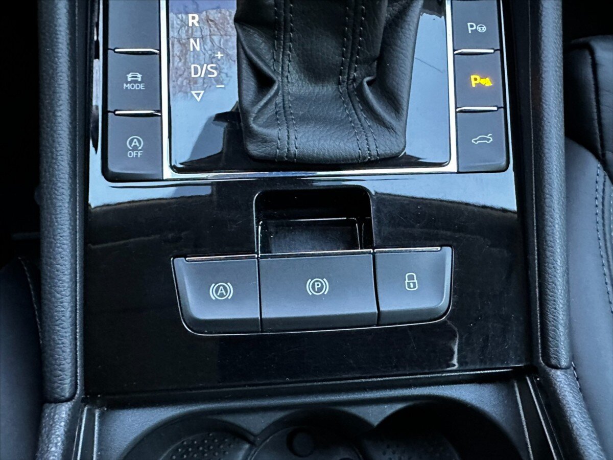 Škoda Superb Kombi 2,0 l 110 kw