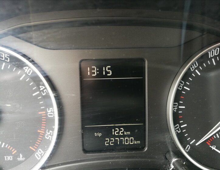 Škoda Octavia Sedan / Limuzína 1,6 l 77 kw