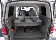 Volkswagen Multivan 23