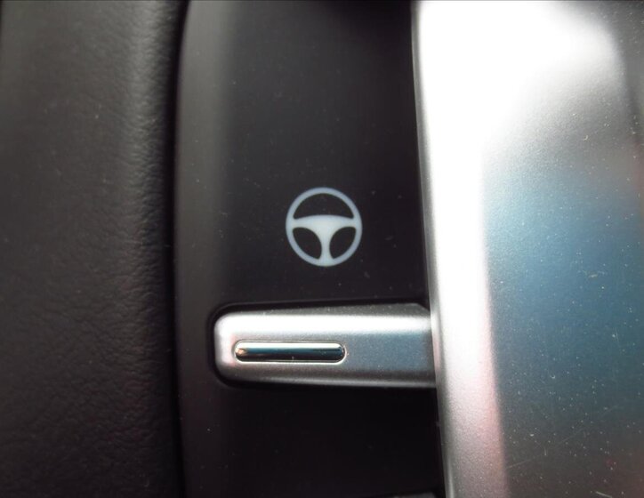 Lancia Delta Hatchback 1,4 l 88 kw