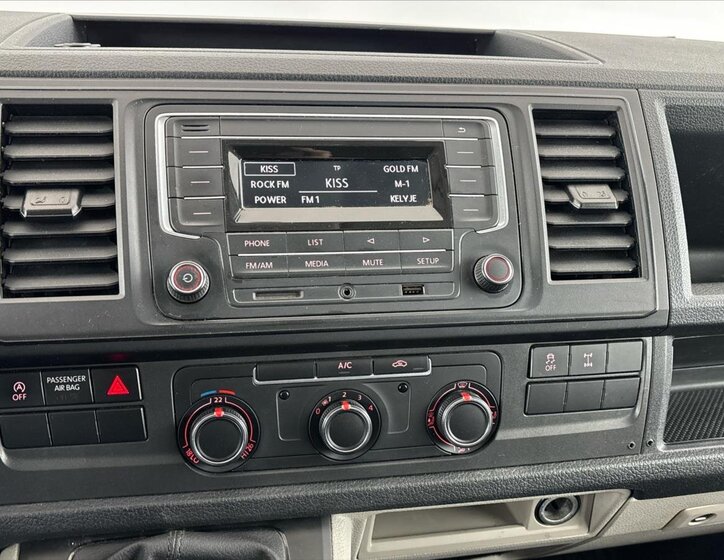 Volkswagen Transporter Kombi 2,0 l 110 kw