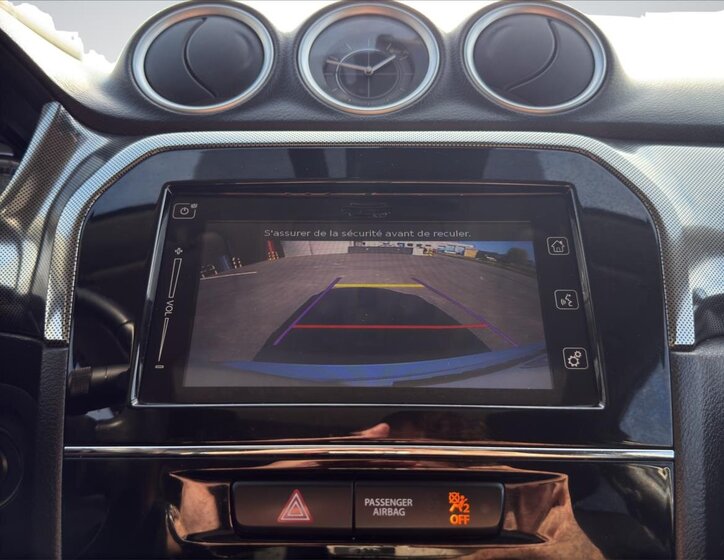 Suzuki Vitara SUV / Terénní 1,4 l 103 kw