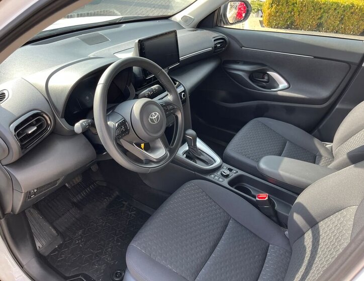 Toyota Yaris Cross SUV / Terénní 1,5 l 68 kw