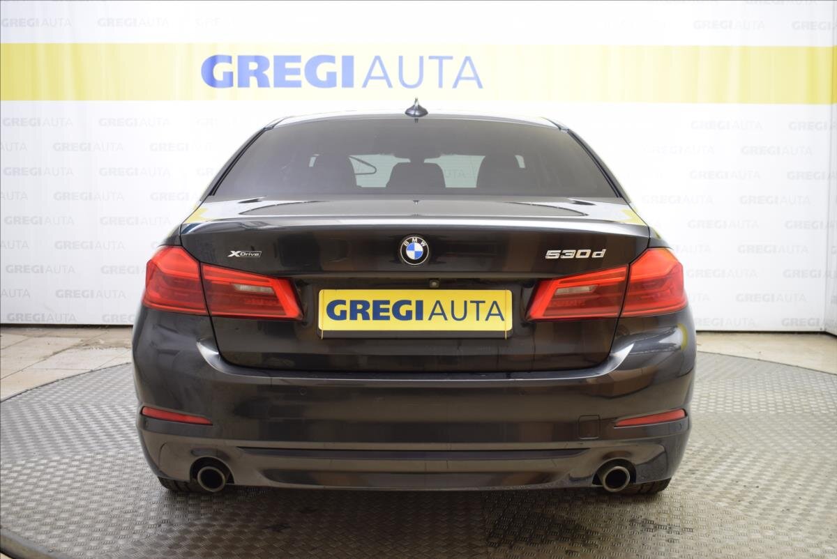 BMW Řada 5 Sedan / Limuzína 3,0 l 195 kw