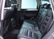 Volkswagen Touareg SUV / Terénní 3,0 l 176 kw