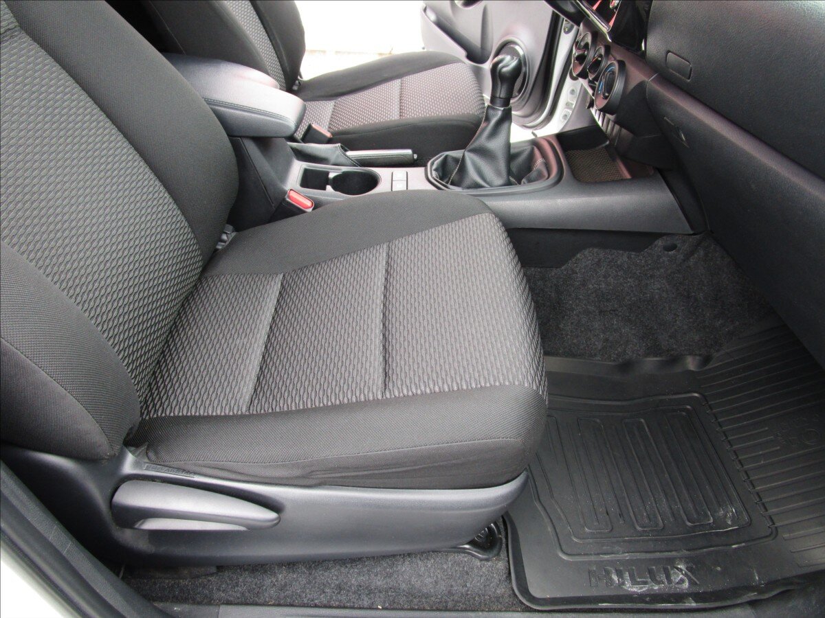 Toyota Hilux Pick-up 2,4 l 110 kw