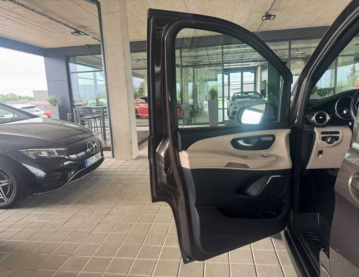 Mercedes-Benz Třídy V 18