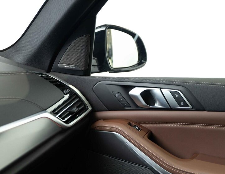 BMW X5 SUV / Terénní 3,0 l 250 kw