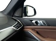 BMW X5 SUV / Terénní 3,0 l 250 kw