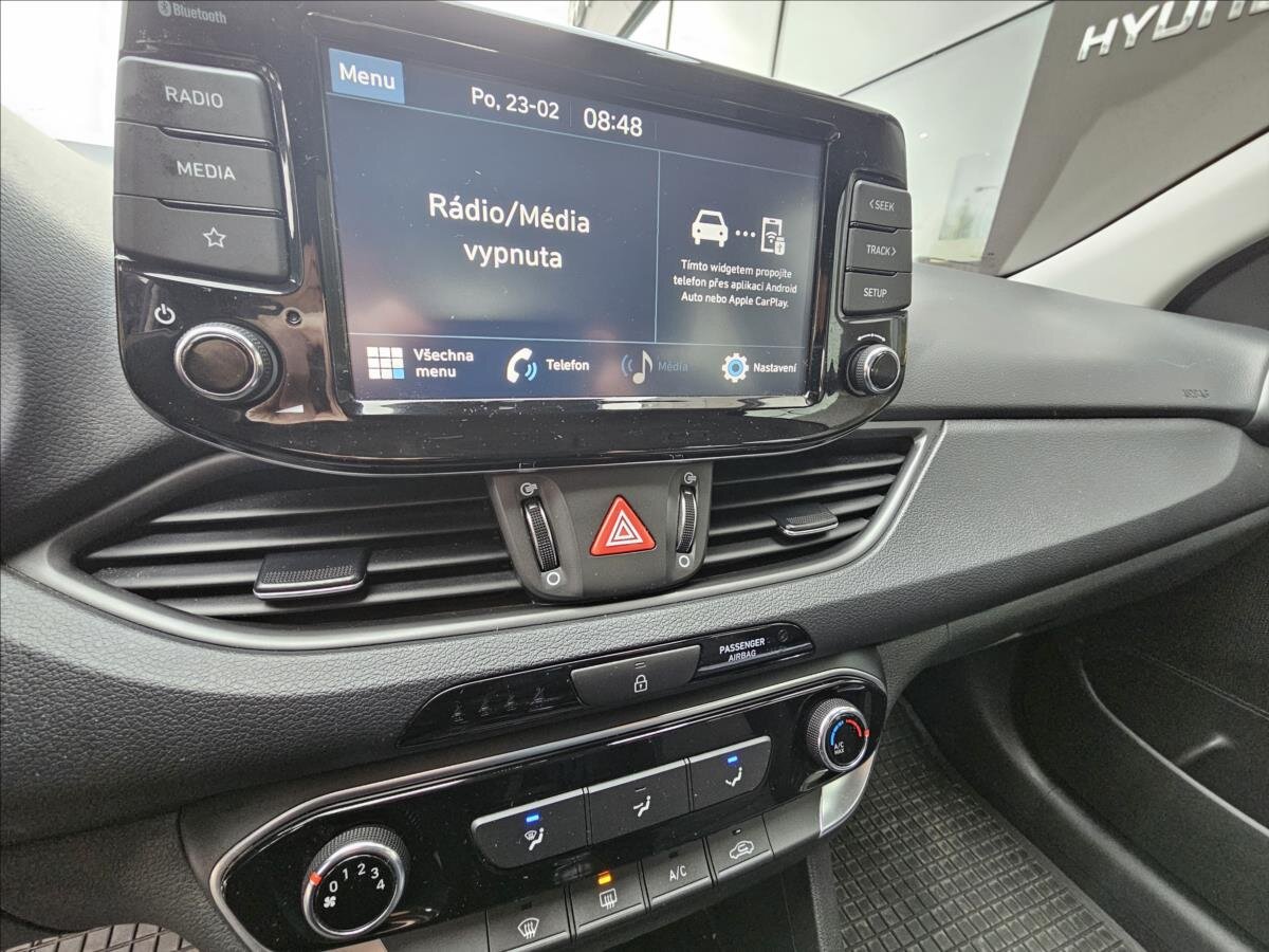 Hyundai i30 Hatchback 1,5 l 80 kw