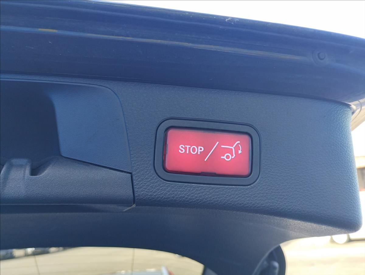 Mercedes-Benz Třídy C Kombi 2,0 l 143 kw