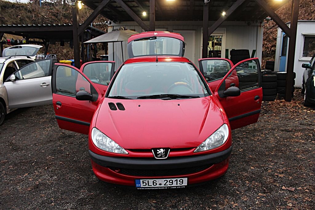 Peugeot 206